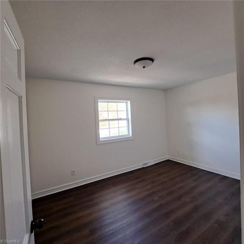 998 Nottingham Rd, High Point, NC 27262 photo 25