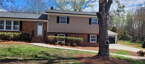 998 Nottingham Rd, High Point, NC 27262 photo 2