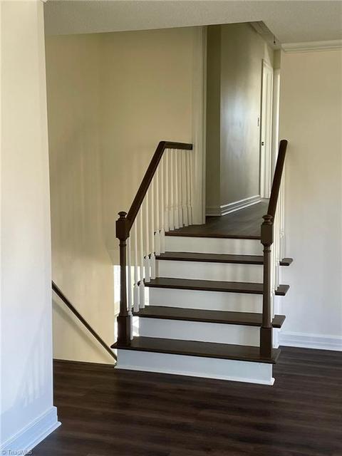 998 Nottingham Rd, High Point, NC 27262 photo 11