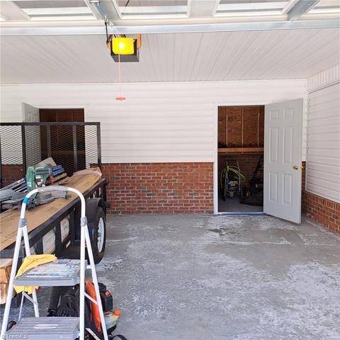 998 Nottingham Rd, High Point, NC 27262 photo 32