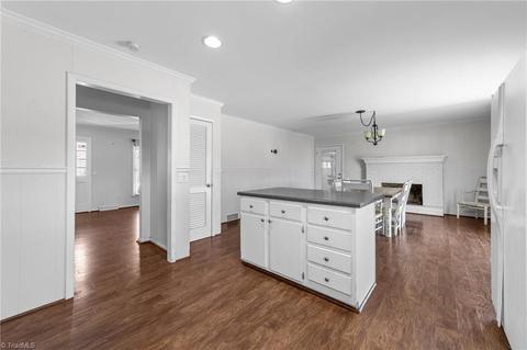46 Windsor Rd, Thomasville, NC 27360 photo 9