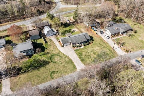 46 Windsor Rd, Thomasville, NC 27360 photo 29