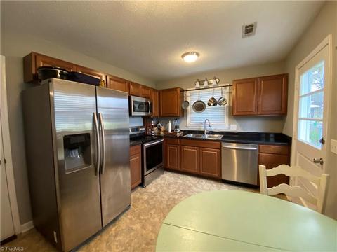 116 Cascade Ct, King, NC 27021 photo 18