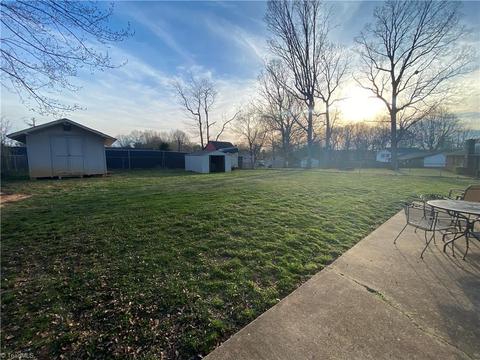 116 Cascade Ct, King, NC 27021 photo 10