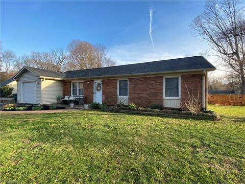 116 Cascade Ct, King, NC 27021 photo 5