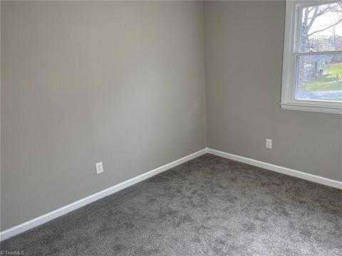 1110 Hickory Tree Ln, King, NC 27021 photo 11