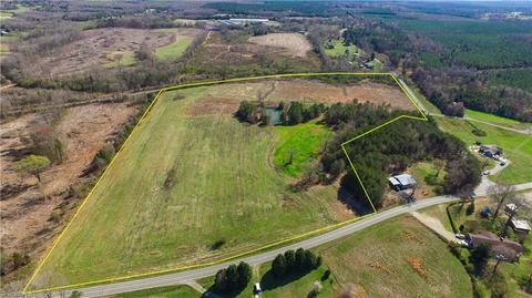 1873 Denton Rd, Denton, NC 27239