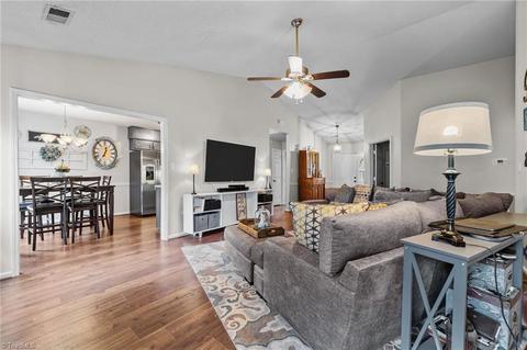 2960 Eagle Pointe Dr, High Point, NC 27265 photo 12