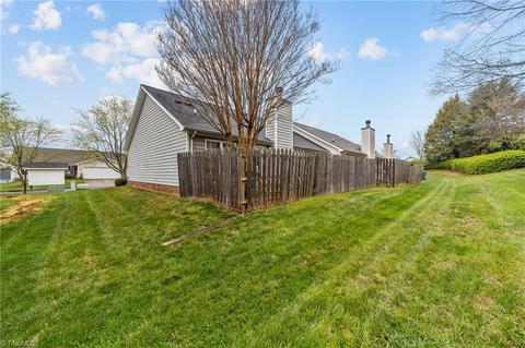 2960 Eagle Pointe Dr, High Point, NC 27265 photo 6