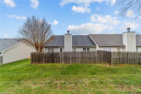2960 Eagle Pointe Dr, High Point, NC 27265 photo 7