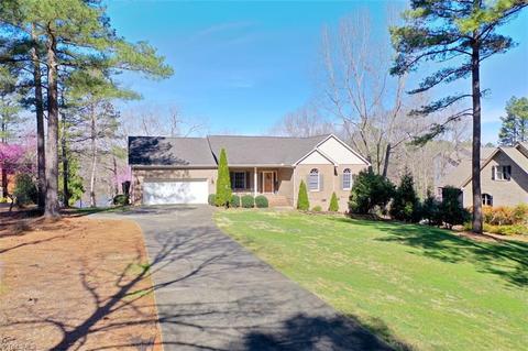 639 Crystal Bay Dr, Denton, NC 27239