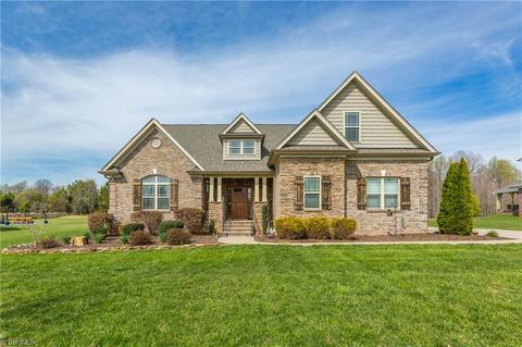7096 English Pride Dr, Trinity, NC 27370 photo 3