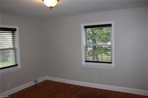 1137 Crescent Dr, King, NC 27021 photo 20