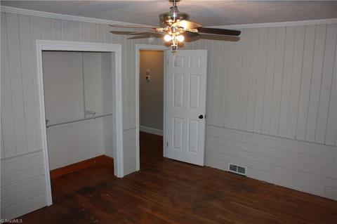 1137 Crescent Dr, King, NC 27021 photo 23