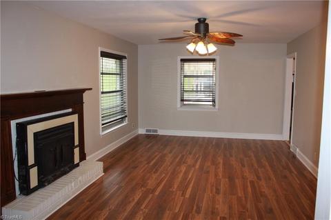 1137 Crescent Dr, King, NC 27021 photo 14