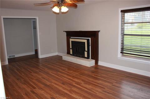 1137 Crescent Dr, King, NC 27021 photo 13