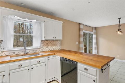 2903 Hunt Ridge Ct, Trinity, NC 27370 photo 15