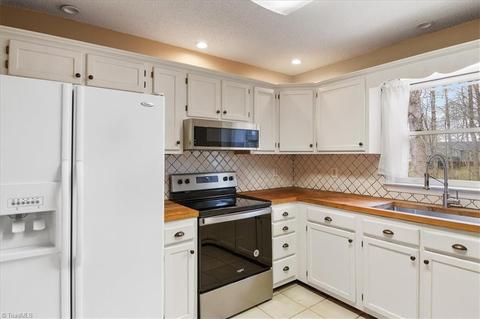 2903 Hunt Ridge Ct, Trinity, NC 27370 photo 14