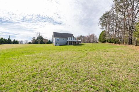 447 Culler Rd, Pinnacle, NC 27043 photo 33