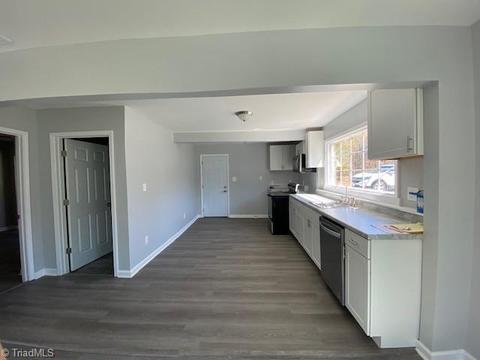 429 E Salisbury St, Denton, NC 27239 photo 9