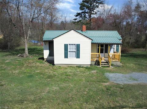 1972 Thurmond Rd, Thurmond, NC 28683