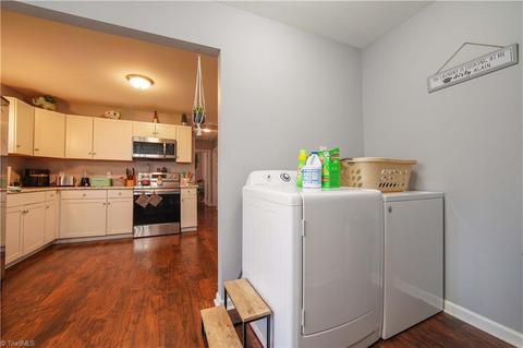 1108 Guyer St, High Point, NC 27262 photo 11