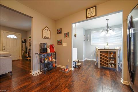 1108 Guyer St, High Point, NC 27262 photo 10