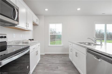 116 Nova Ln #4, King, NC 27021 photo 11