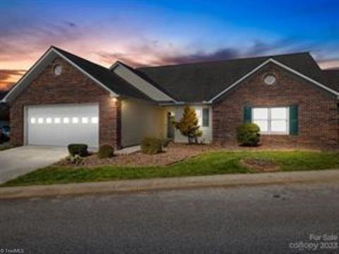 135 Pond View Dr, Salisbury, NC 28147