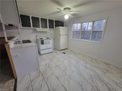 145 Poole Rd, Mayodan, NC 27027 photo 5