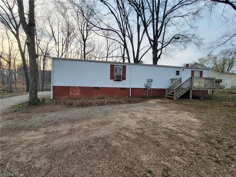 145 Poole Rd, Mayodan, NC 27027 photo 12