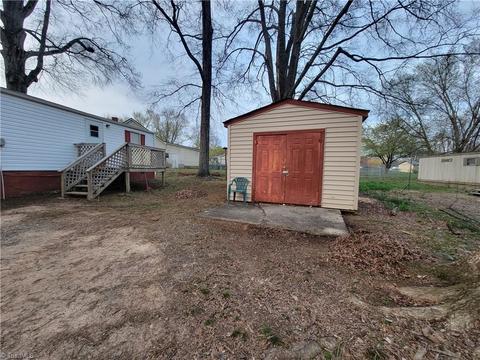 145 Poole Rd, Mayodan, NC 27027 photo 13