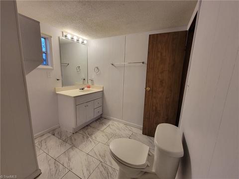 145 Poole Rd, Mayodan, NC 27027 photo 9