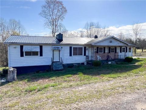 76 Gunns Pl, Yanceyville, NC 27379