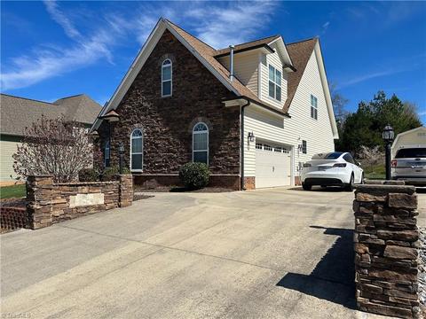 6857 Orchard Path Dr, Clemmons, NC 27012 photo 4