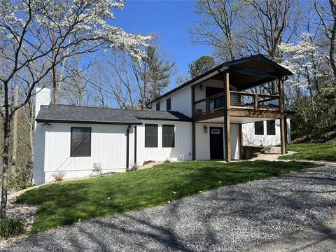 612 Groundhog Hls, Hillsville, VA 24343