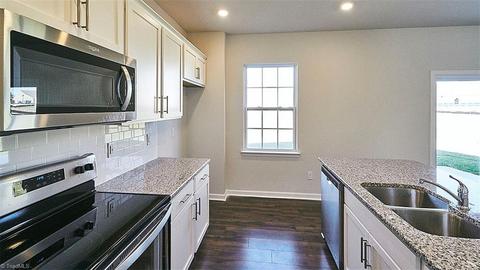 2914 Cullens Dr, Graham, NC 27253 photo 6