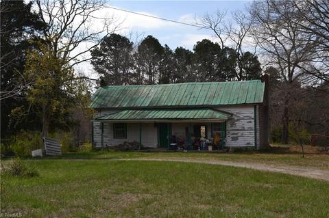 1078 Hunt Joyce Rd, Madison, NC 27025