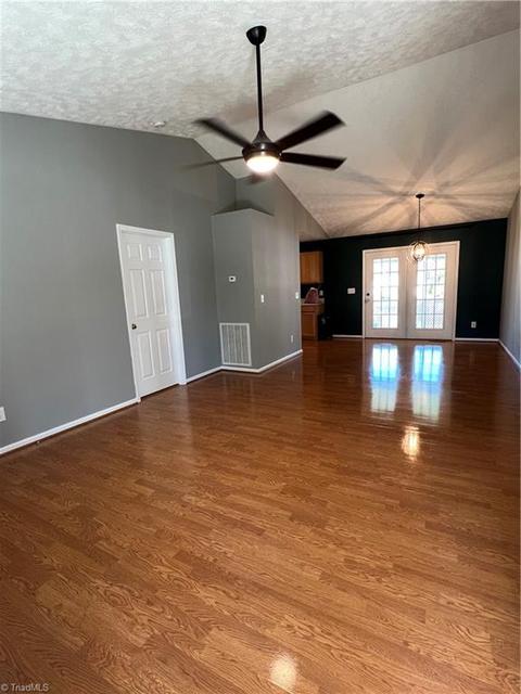 1509 Southtree Ln, High Point, NC 27263 photo 11