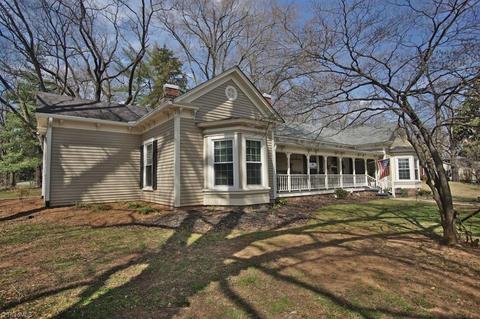 403 2nd Ave S, Mayodan, NC 27027 photo 1