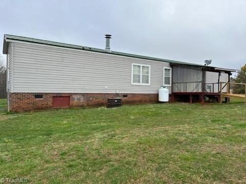 225 Arrowbrook Rd, Harmony, NC 28634 photo 11