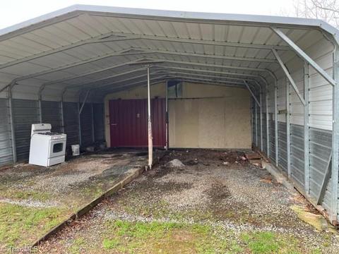 225 Arrowbrook Rd, Harmony, NC 28634 photo 10