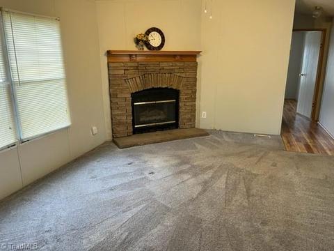 225 Arrowbrook Rd, Harmony, NC 28634 photo 4