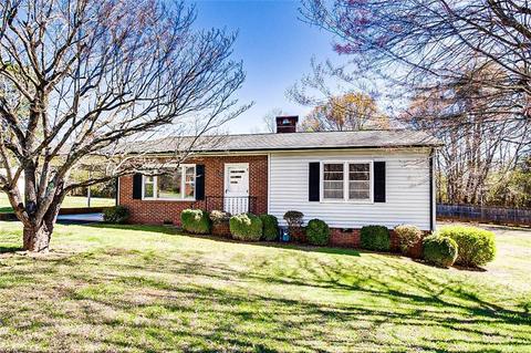 132 Wright St, Ramseur, NC 27316 photo 1