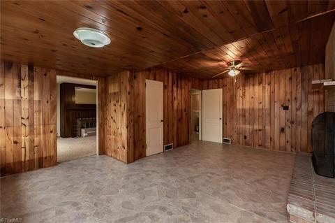 2005 Eldora Rd, Ararat, NC 27007 photo 5