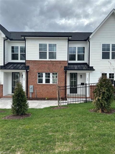 111 Harding Hill Dr, Wilkesboro, NC 28697