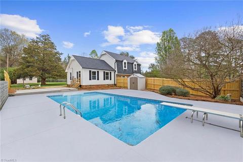 6800 Charnel Ln, Climax, NC 27233