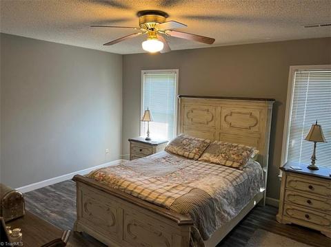 206 Forrest Oaks Dr, King, NC 27021 photo 8
