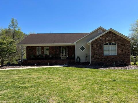 214 Highland Ave, Eden, NC 27288