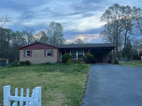 113 Barwood Ter, Trinity, NC 27370 photo 1